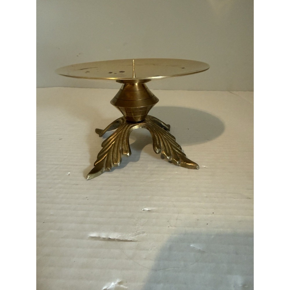 Brass Candle Holder Maple Leaf